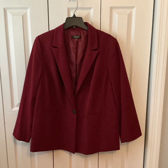 Nine West Jackets & Blazers - Women’s Nine West Burgundy Blazer